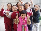 Китай будет лучше заботиться о бедных детях