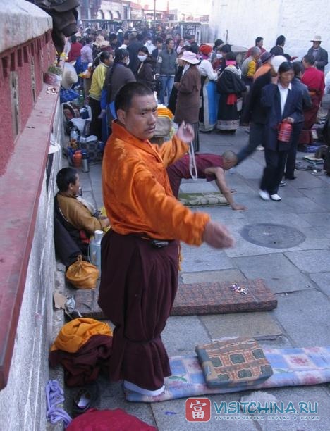 Лхаса. Монастырь Джоканг