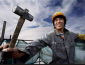 Китай предлагает рабочим мигрантам вид на жительство и образование