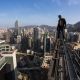 Мастера паркура пробежались по крышам Гонконга