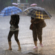 В Китае от проливных дождей гибнут люди