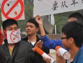 Запреты на курение в общественных местах в Китае не работают