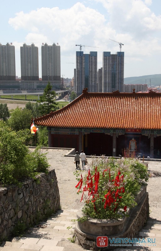 Храмово – монастырский комплекс Гуанмин