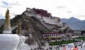 Начался летний туристический бум в Тибете
