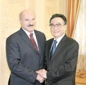 Китай вступил в борьбу с Россией за Белоруссию