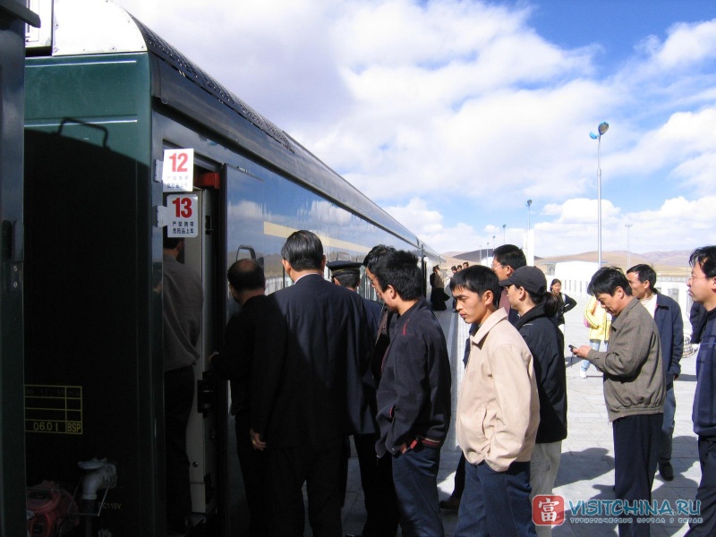 Поезд Qxian-Lhasa