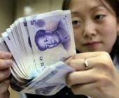  Китайский юань обогнал доллар по росту популярности