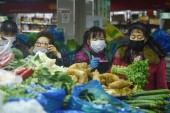 Количество зараженных коронавирусом в Китае рекордно выросло за сутки
