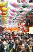 Праздник весны и день влюбленных подняли розничную торговлю в КНР