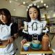За права женщин: в Китае могут запретить кафе с «кавайными» официантками-горничными