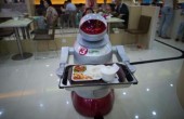 Робот вместо официанта
