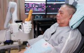 В Китае пациенту впервые установили имплант «мозг-компьютер»