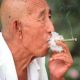 Китай вводит жёсткие ограничения на курение