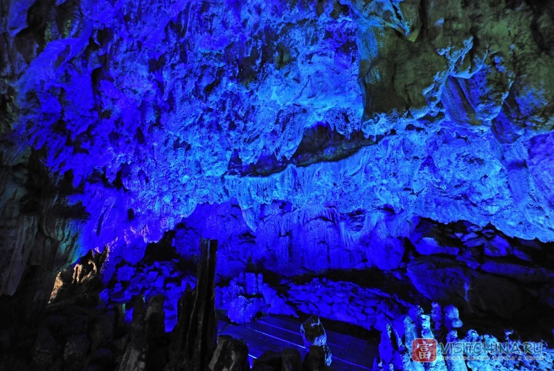 Пещера тростниковой флейты