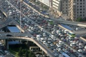 Пекин не откажется от автомобилей в борьбе за чистый воздух