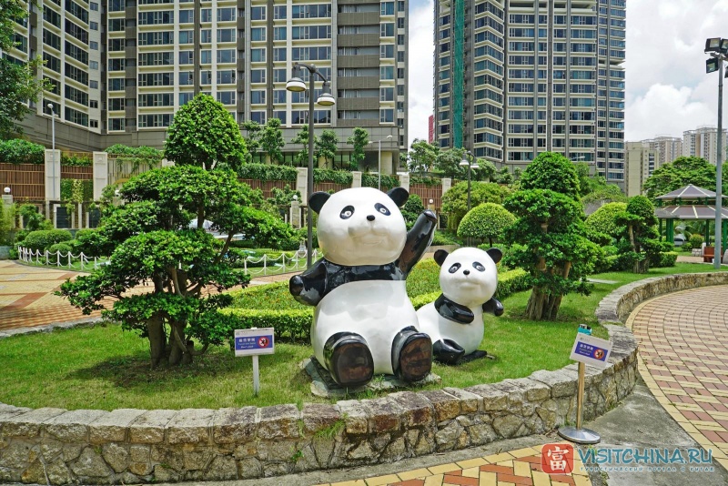 Павильон гигантских панд