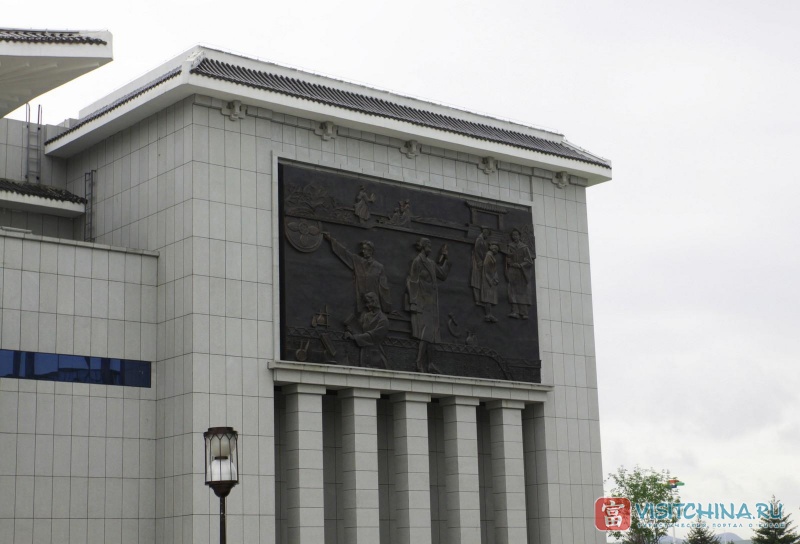 Яньцзи. Национальный краеведческий музей Яньбяньского округа.