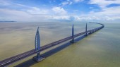 В Китае открывают самый длинный в мире мост над морем