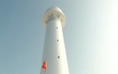 Китай построил два маяка на спорных островах