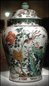 Найденную на чердаке китайскую вазу продали за $19 млн