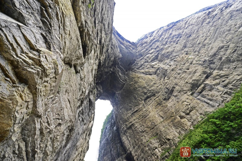 Пещера, вид изнутри