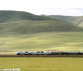 В Китае строят вторую железную дорогу в Тибет