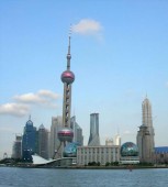 Шанхайская телебашня увеличивает высоту