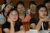 В элитных вузах КНР освобождают места для сельских студентов