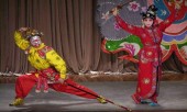 В Пекинской опере запели по-английски специально для иностранных туристов