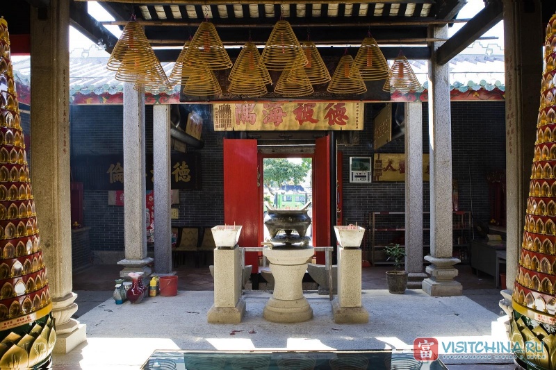 Старый Храм Тинь Хау