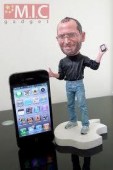 Apple пытается запретить в Китае выпуск кукол Стива Джобса