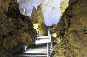 Карстовые пещеры Чжицзинь (Zhijindong Cave Geopark)	
