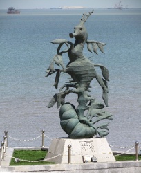 Площадь «Шаньхай Гуанчан»