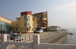 Хулудао. Остров Juhua.