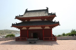 Хулудао. Остров Juhua.