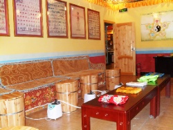 Хуньчунь. Тибетский дом.