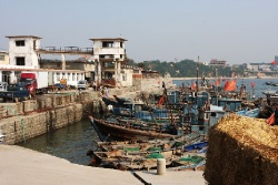 Хулудао. Остров Juhua.