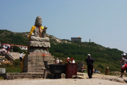 Хулудао. Остров Juhua.