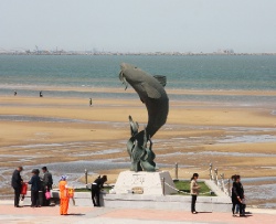 Площадь «Шаньхай Гуанчан»