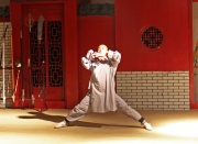 Шоу монахов