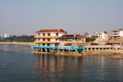 Хулудао. Остров Juhua.