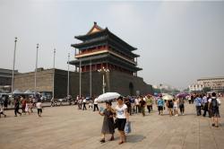 Чжэнянмэнь  - Главные Солнечные Ворота - через них Император выезжал в Храм Неба