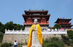 Хулудао. Остров Juhua.