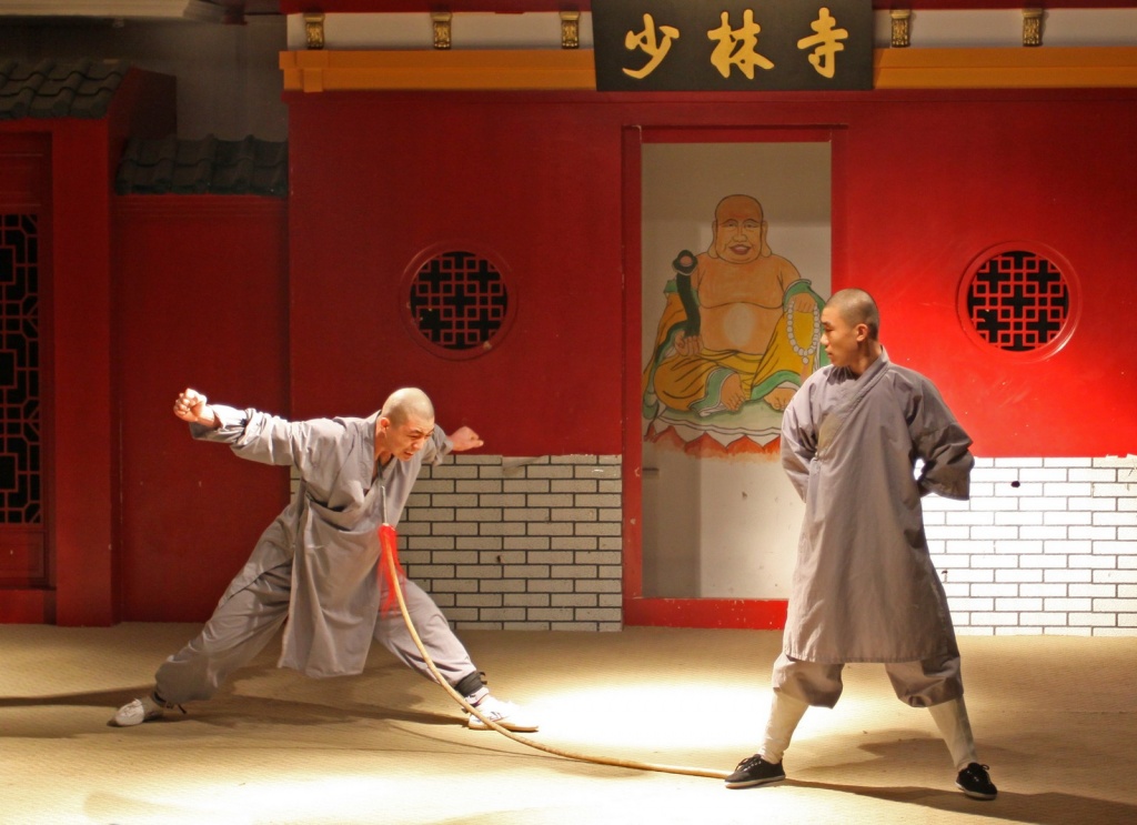 Шоу шаолиньских монахов Хуньчунь